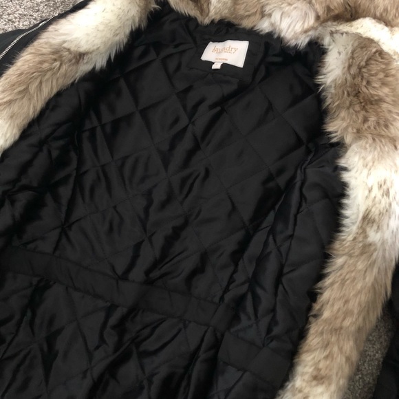 **SOLD** New W/O Tags - Laundry by Shelli Segal winter jacket - Picture 3 of 4